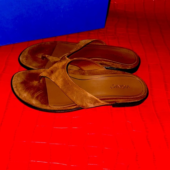 Vionic Brown Sandals Comfortable Stylish Footwear - Picture 3 of 4